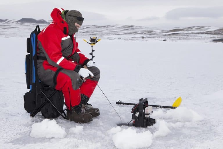 Best Ice Fishing Fish Finders That Work Like Magic in 2021