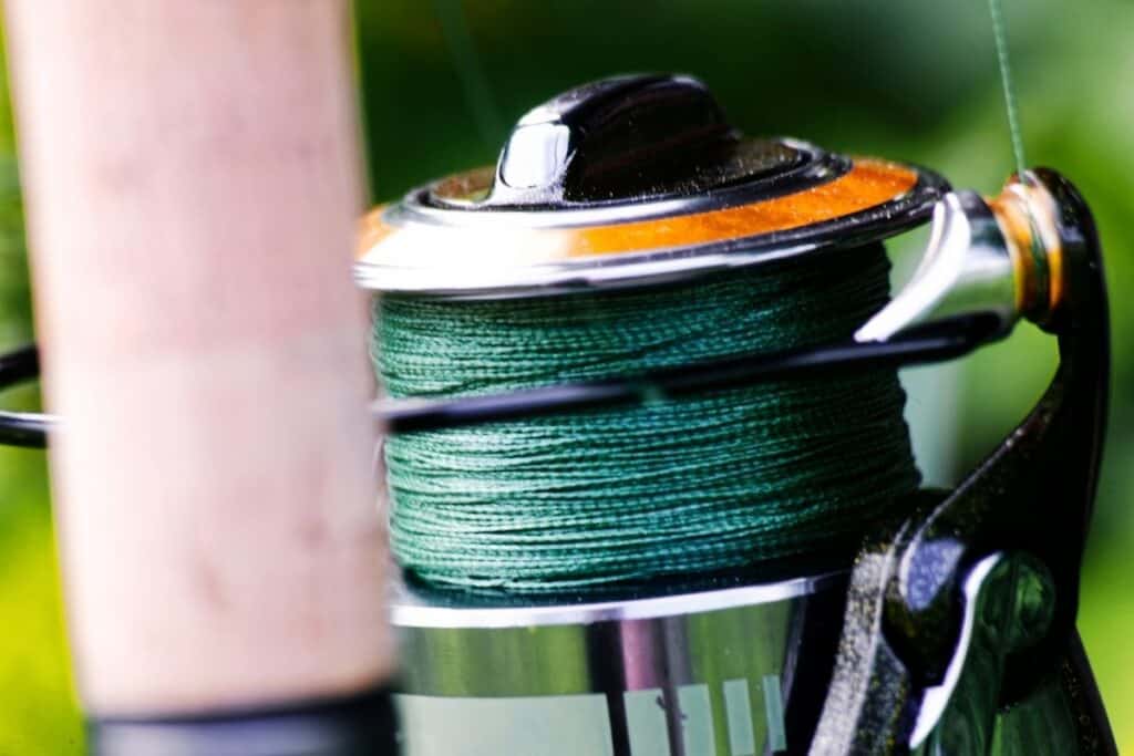 spinning reel to show why a fishing line won't reel and how to fix it 