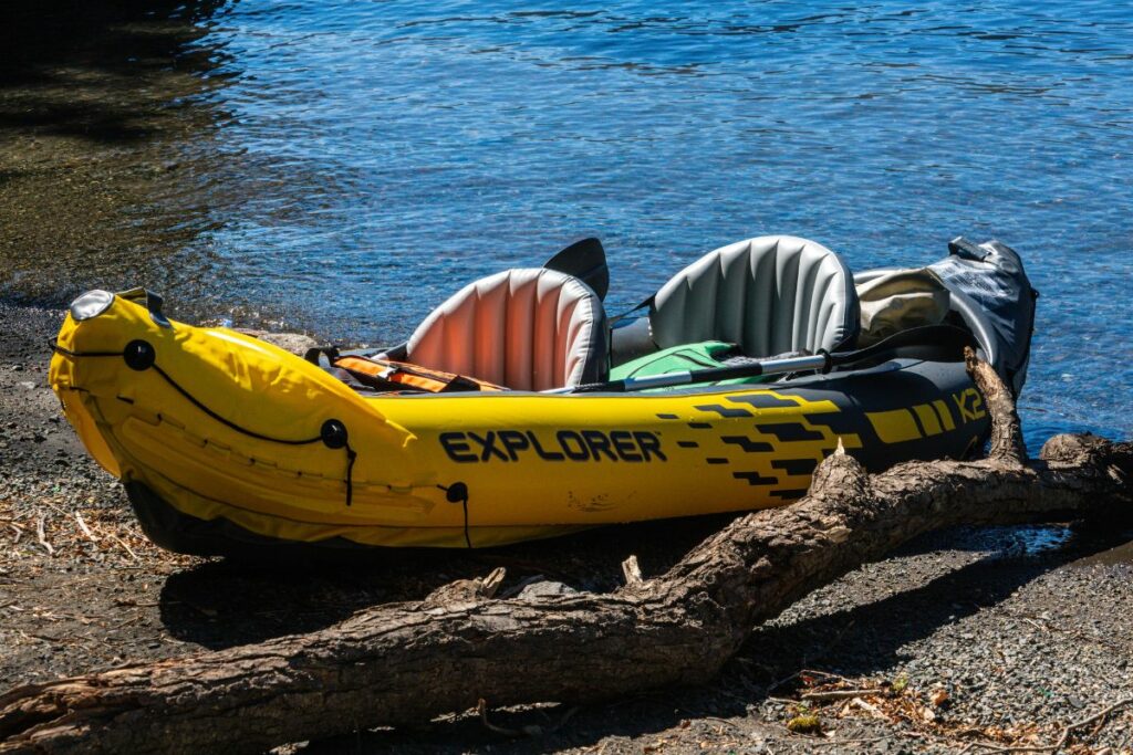 a photo of an inflatable kayak to answer can one person use a two-person inflatable kayak