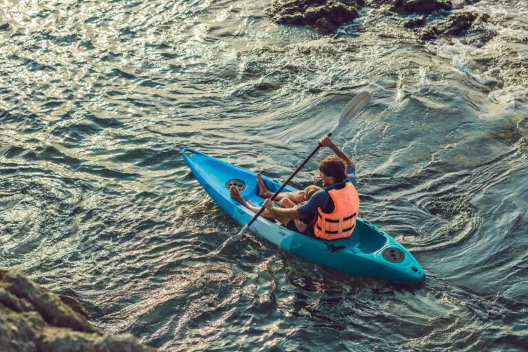 Can You Kayak When It’s Windy? The Dos and Don’ts